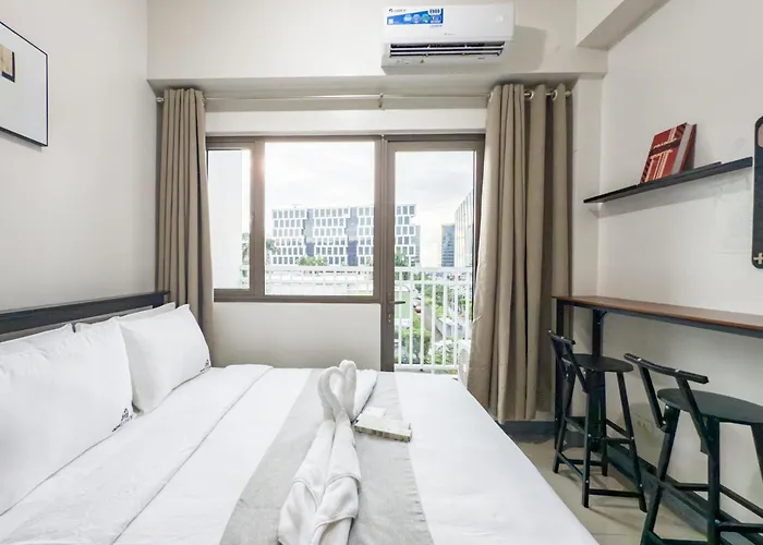 Gemstonebr In Smdc Shore Residences * Manila